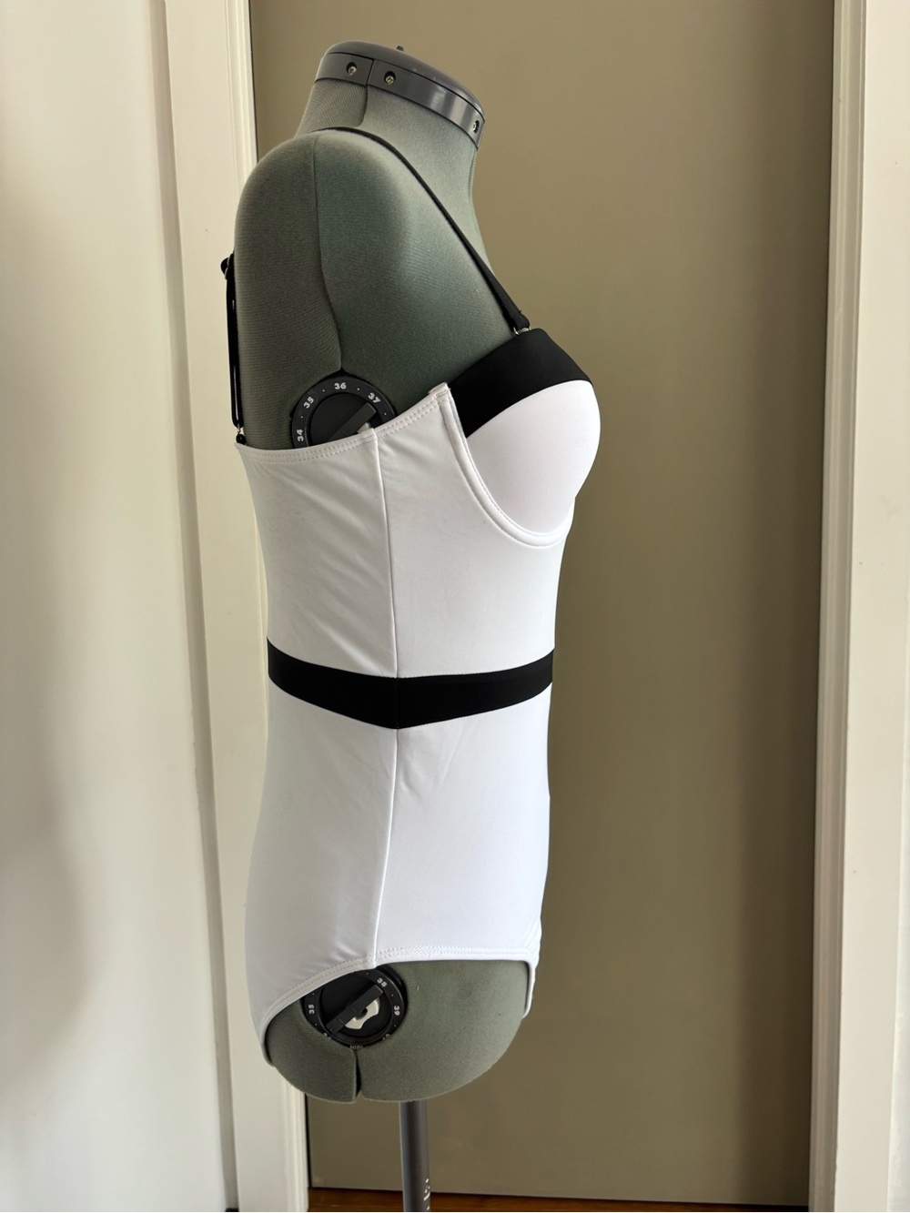 CUPSHE One piece white/black swimsuit, Sm, NWT